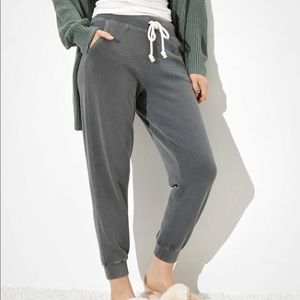 American Eagle Women’s Boyfriend Jogger